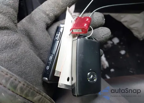 2025 Mazda Mazda3 2.5 S Preferred from USA, damaged, VIN JM1BPAMM4S1750649